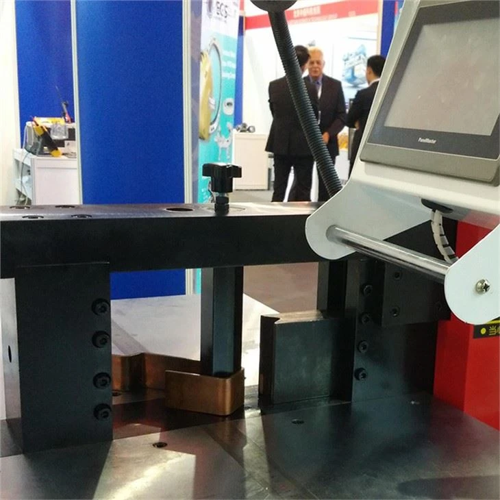 hydraulic busbar punching machine 4